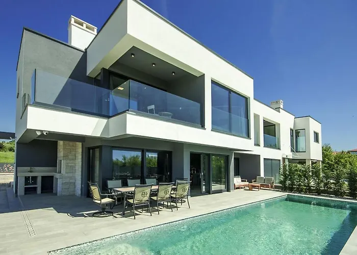 Villa Rose